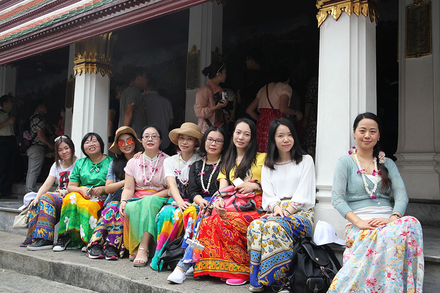 2015柏勝泰國遊景區合影